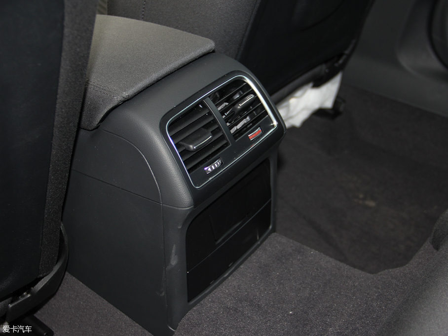 2016WA4L 45 TFSI quattro\ ذ