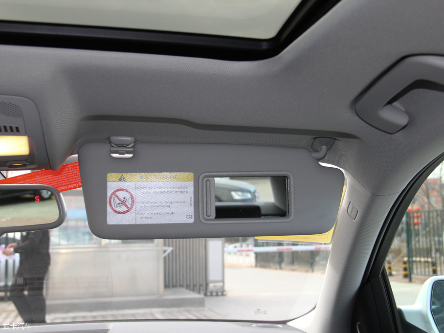 2016WA4L 45 TFSI quattro\ ذ