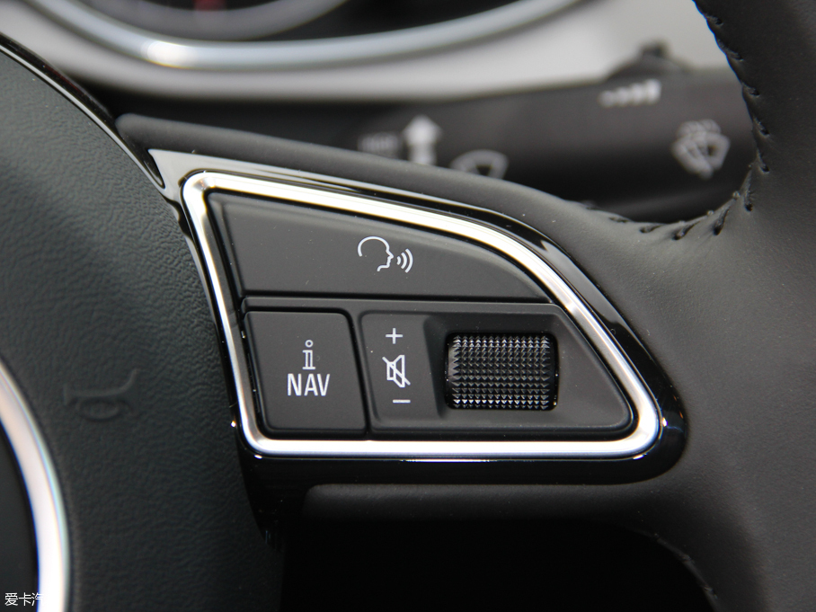 2016WA4L 45 TFSI quattro\ ذ