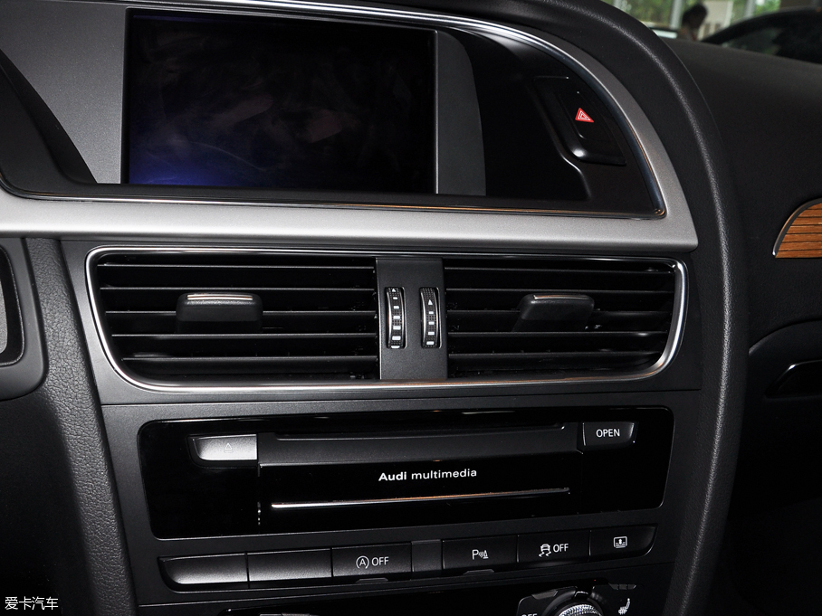 2016?yun)WA4L 35 TFSI S lineA ذ