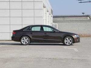 201645 TFSI quattro(g)\(yn)(dng) w^