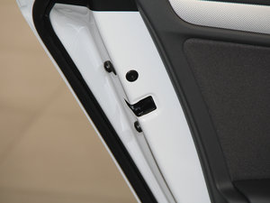 201635 TFSI ԄӘ˜ ذ g