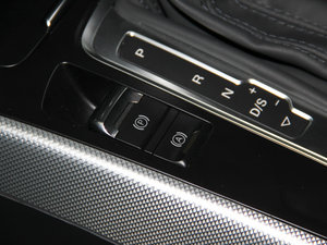 2016款35 TFSI 自动标准型 驻车制动器