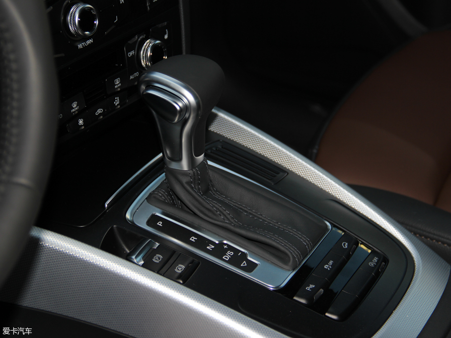 2016WQ5 40 TFSI g(sh)