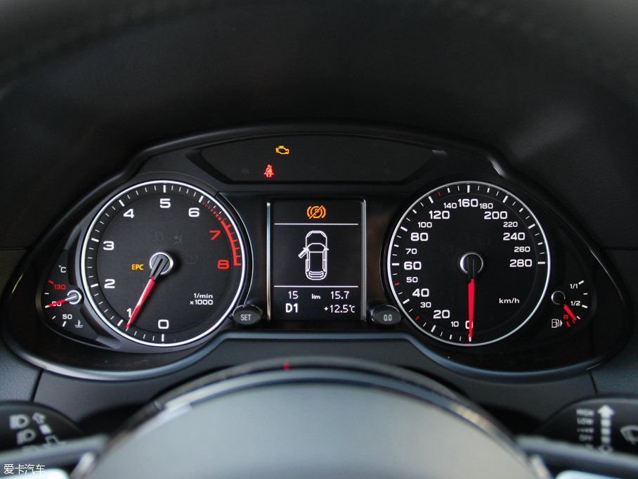 2016?yun)WQ5 40 TFSI g(sh)