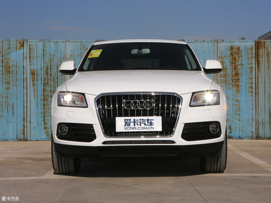 2016?yun)WQ5 40 TFSI m