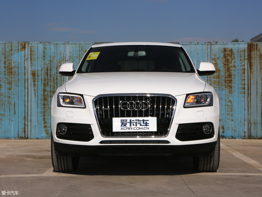 2016?yun)WQ5 40 TFSI m