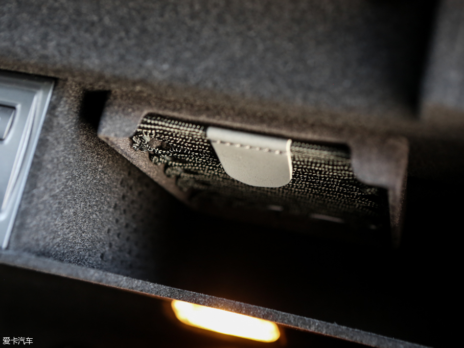 2016?yun)WQ5 40 TFSI m