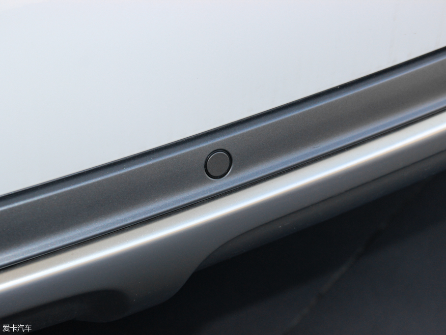 2016?yun)WQ5 40 TFSI A