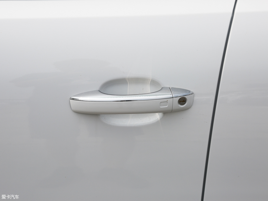 2016WQ5 40 TFSI 25؄e