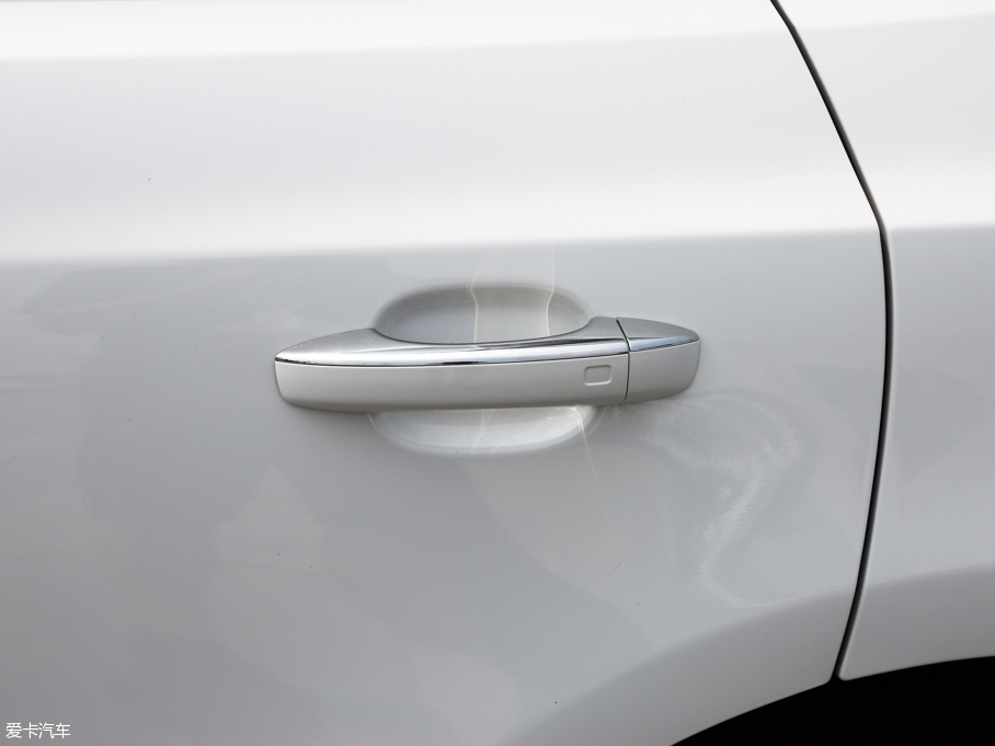 2016WQ5 40 TFSI 25؄e