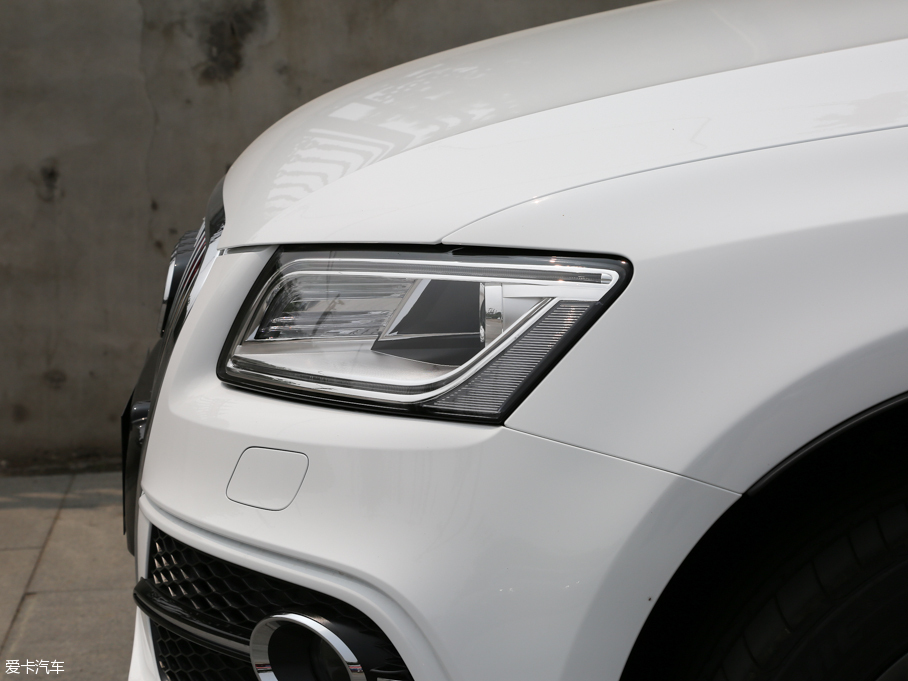 2016WQ5 40 TFSI 25؄e