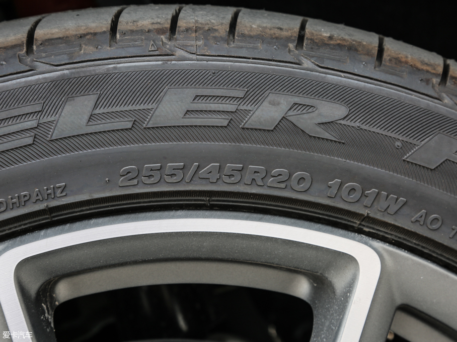 2016WQ5 40 TFSI 25؄e