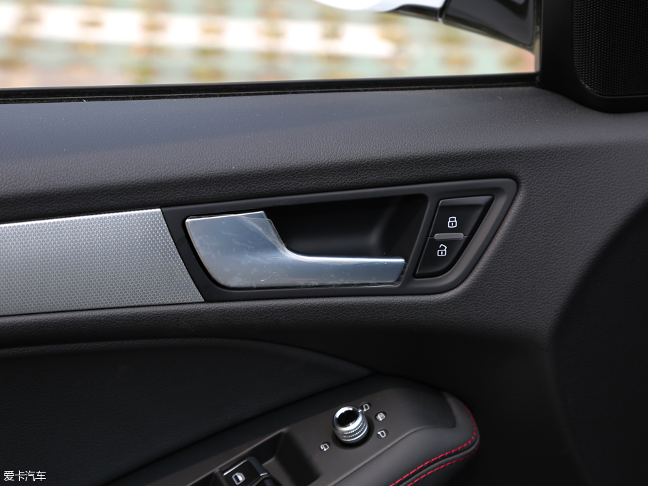 2016WQ5 40 TFSI 25؄e