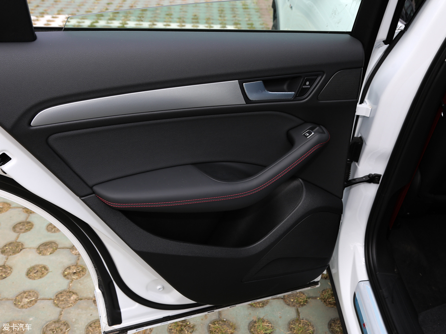 2016WQ5 40 TFSI 25؄e