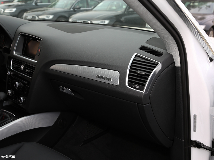 2016WQ5 40 TFSI 25؄e