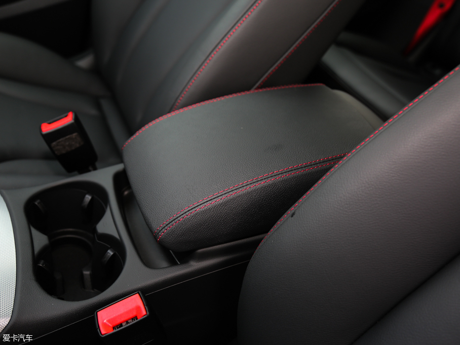 2016WQ5 40 TFSI 25؄e