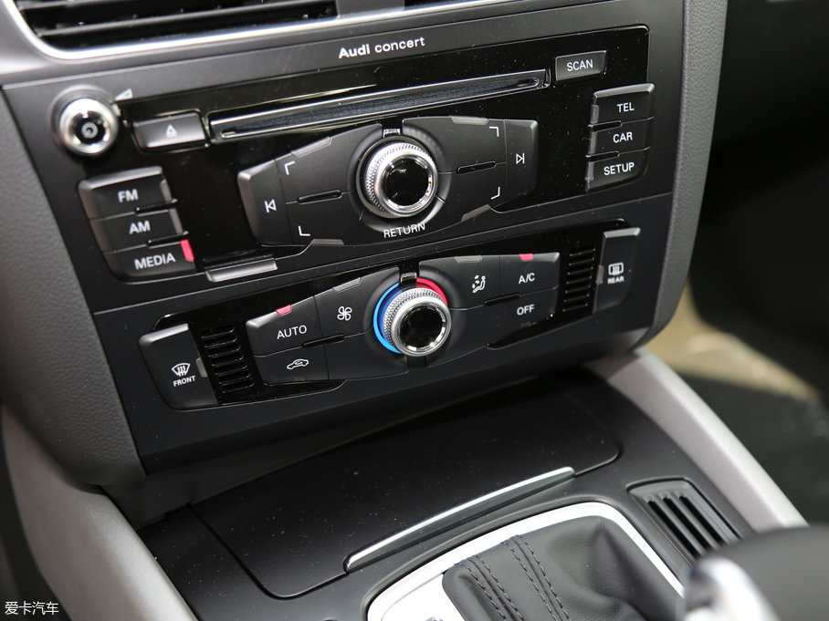 2016?yun)WQ5 40 TFSI M(jn)ȡ