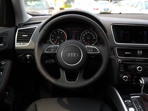 2016款40 TFSI 25周年特别版 方向盘