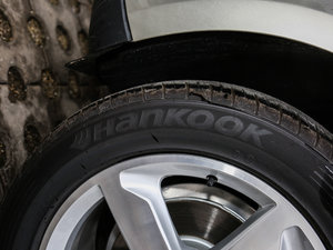 201640 TFSI g ݆̥Ʒ