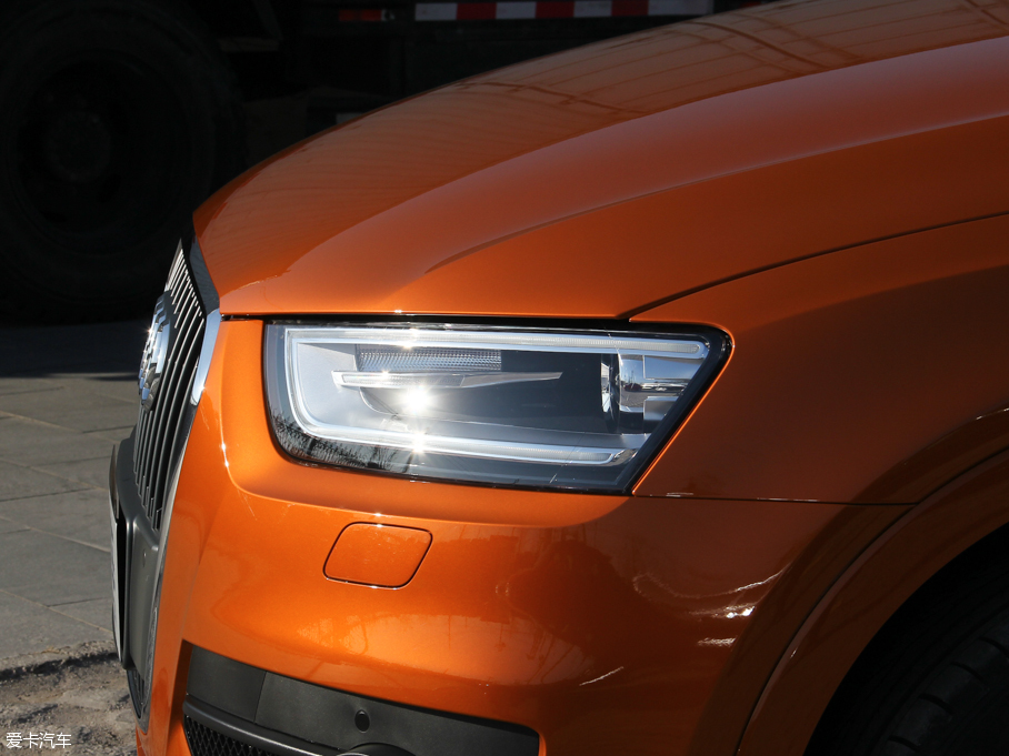 2016WQ3 30 TFSI I ذ