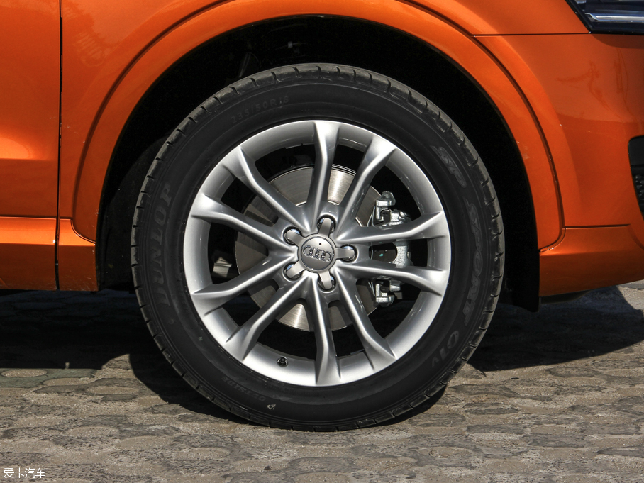 2016?yun)WQ3 30 TFSI I(lng) ذ