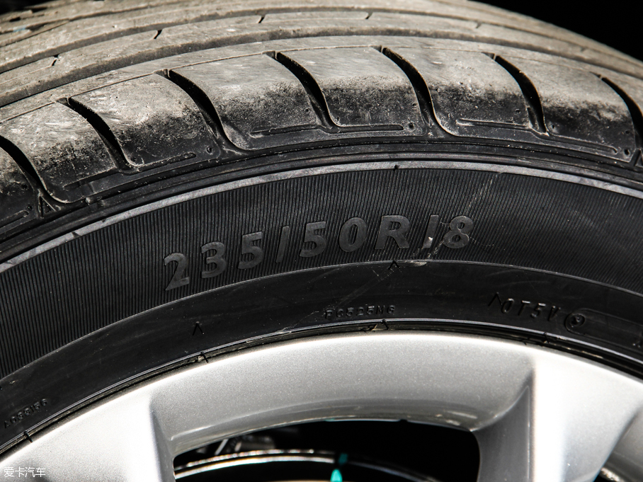 2016WQ3 30 TFSI I ذ