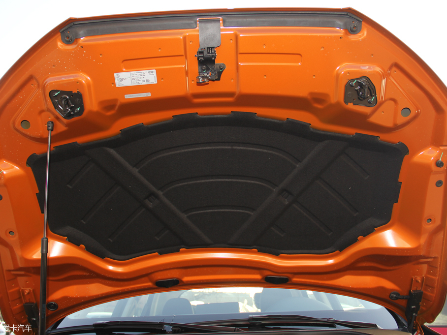 2016WQ3 30 TFSI I ذ