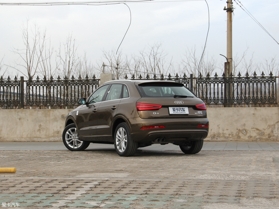 2016µQ3 30 TFSI  ذ