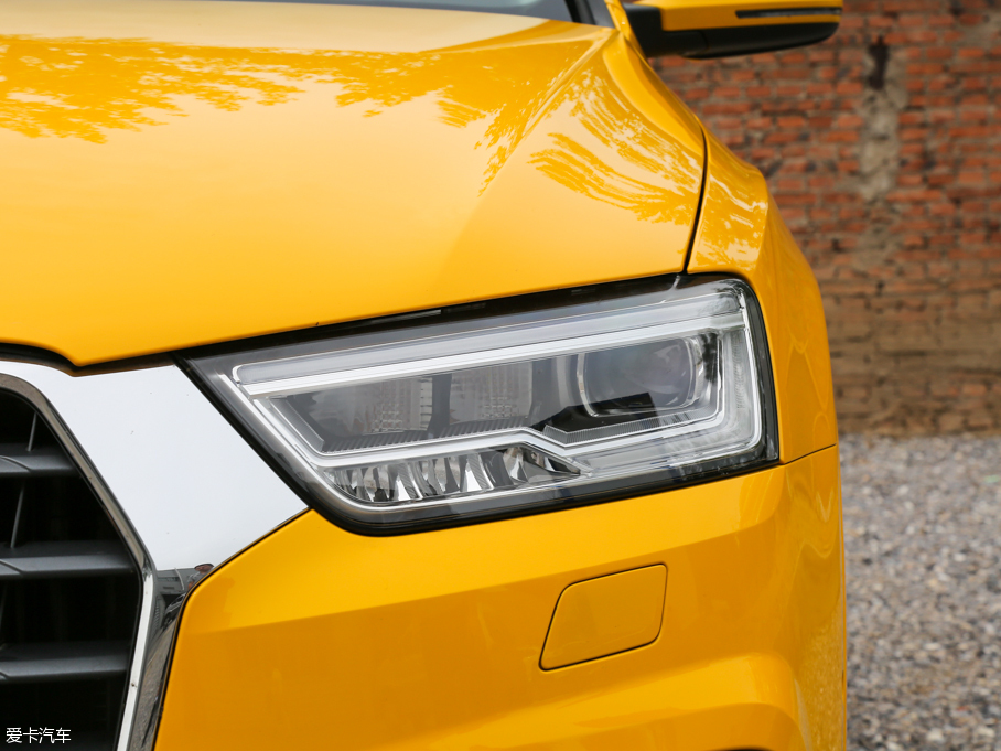 2016?yun)WQ3 40 TFSI (q)\(yn)(dng)