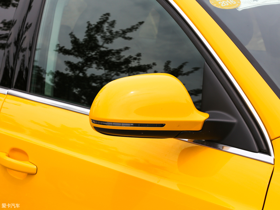 2016?yun)WQ3 40 TFSI (q)\(yn)(dng)