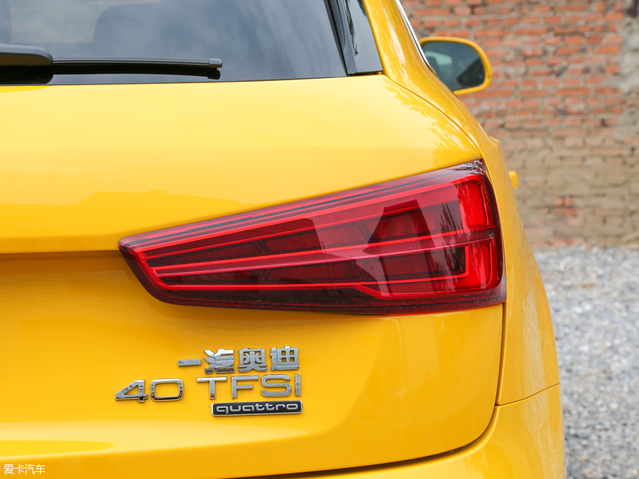 2016WQ3 40 TFSI (q)\