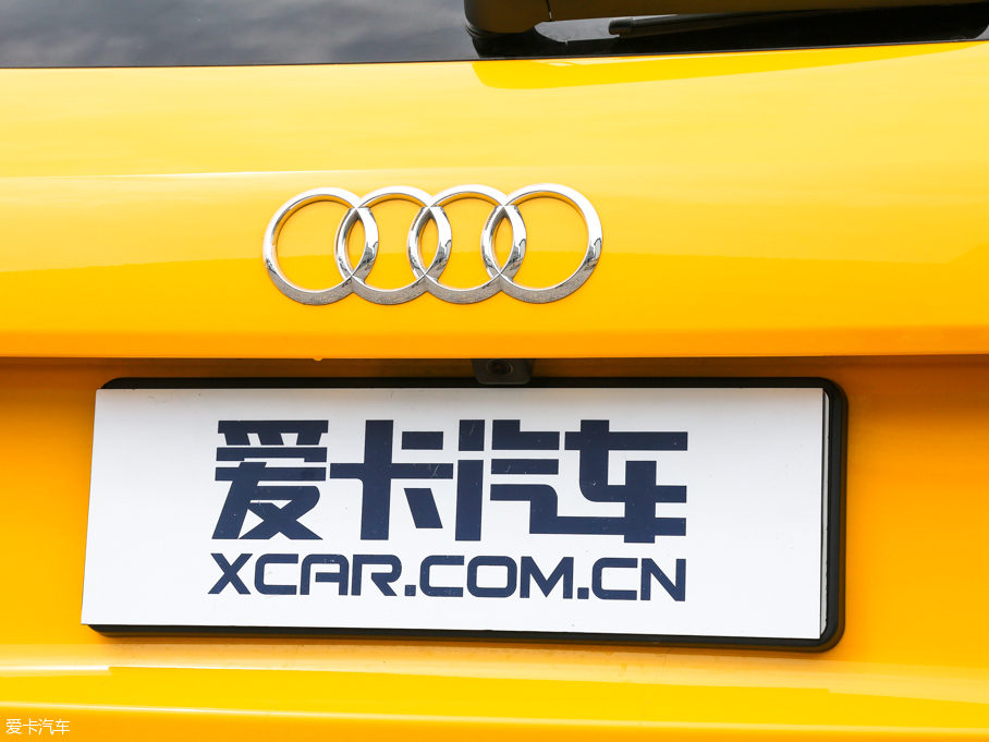 2016WQ3 40 TFSI (q)\