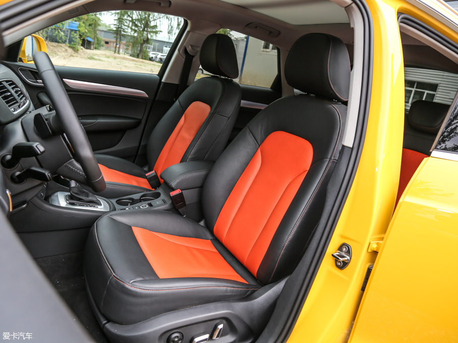 2016WQ3 40 TFSI (q)\