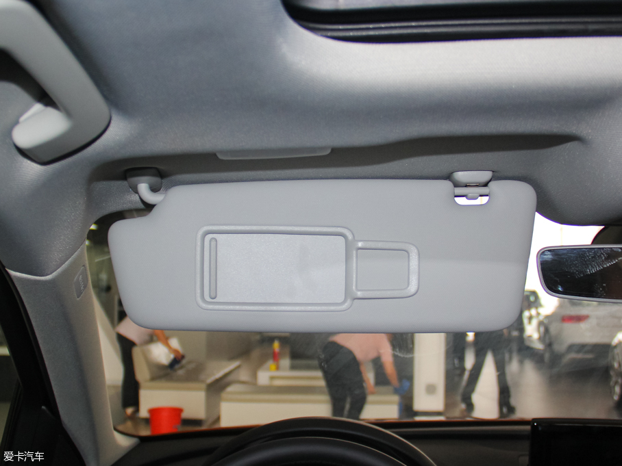 2016?yun)WQ3 35 TFSI (q)L(fng)