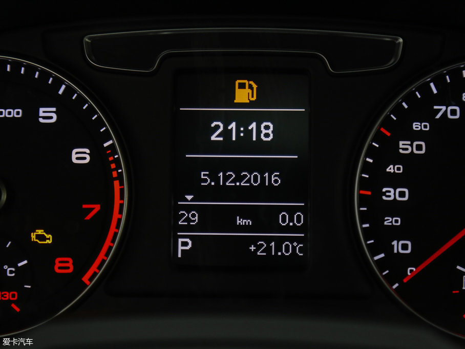 2016?yun)WQ3 30 TFSI L(fng)