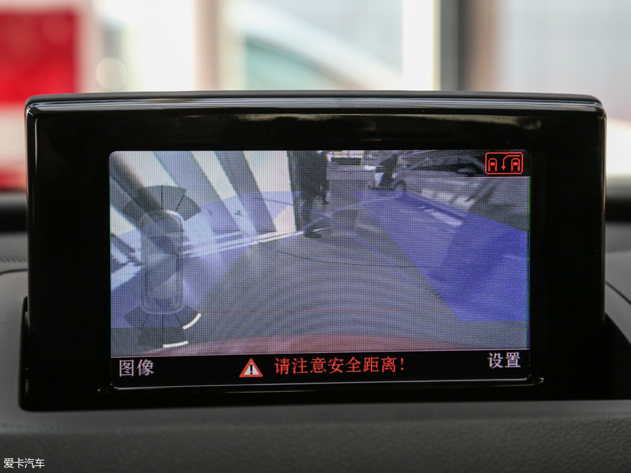 2016?yun)WQ3 30 TFSI L(fng)