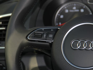 2016款30 TFSI 智领型 典藏版 中控区