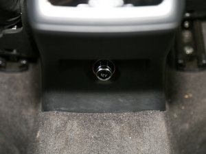 2016款40 TFSI 四驱运动型 中控区
