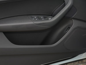 201635 TFSI quattro 25ȫr؄e ǰTg