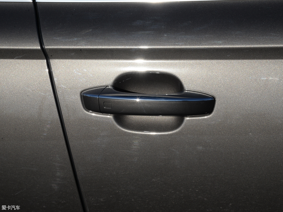 2016��W��A6L 45 TFSI quattro �\����