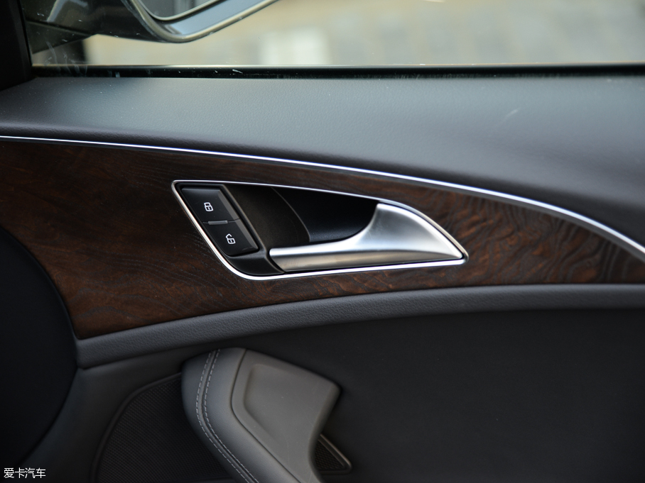 2016WA6L 45 TFSI quattro \