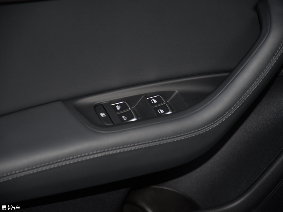 2016WA6L 45 TFSI quattro \