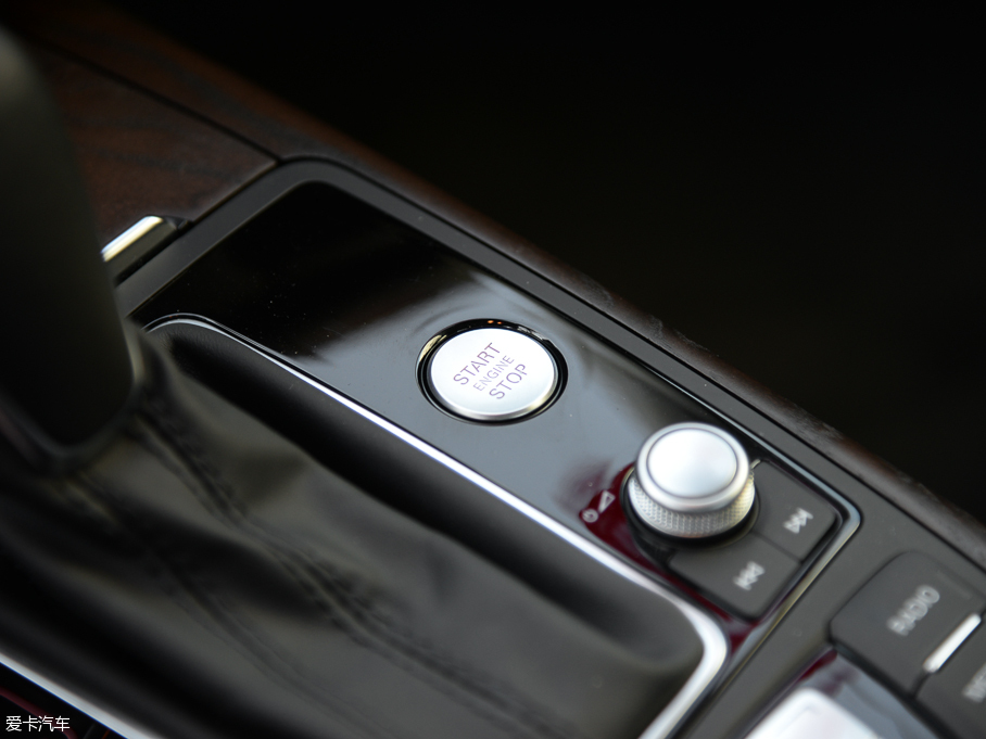 2016WA6L 45 TFSI quattro \