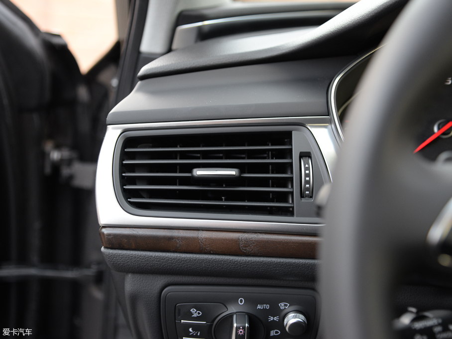 2016WA6L 45 TFSI quattro \