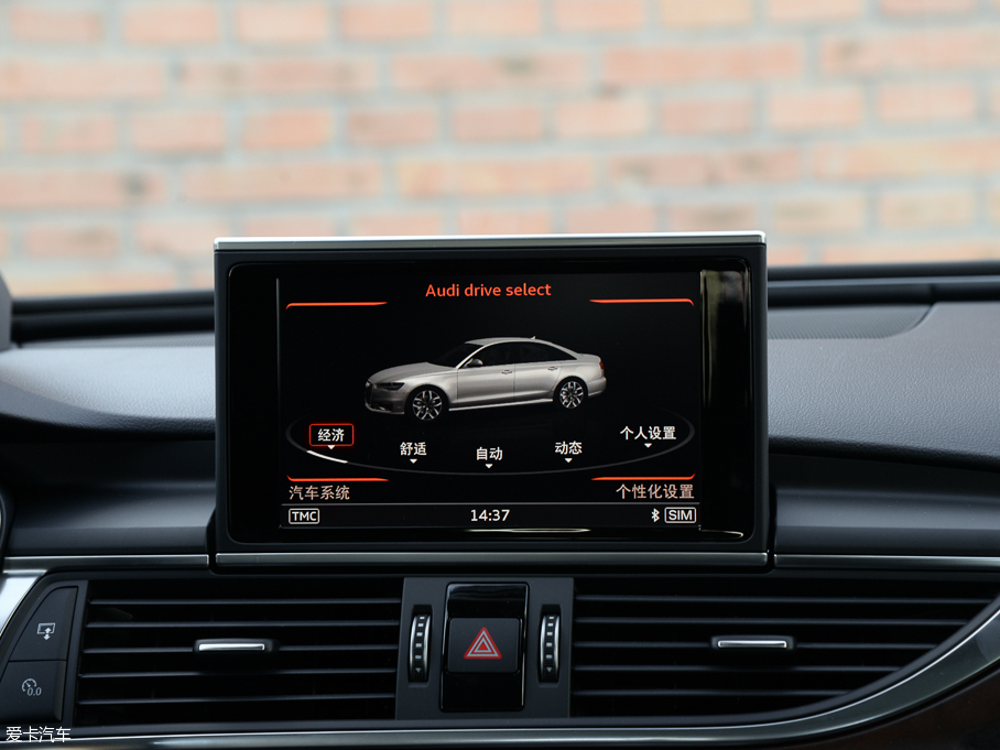 2016WA6L 45 TFSI quattro \(yn)