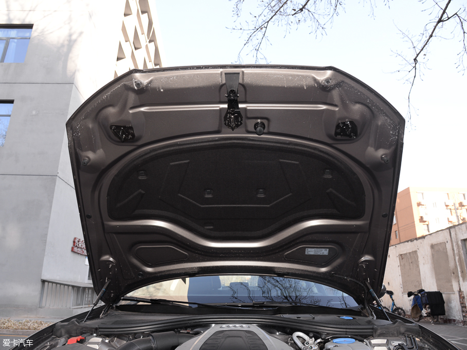 2016WA6L 45 TFSI quattro \