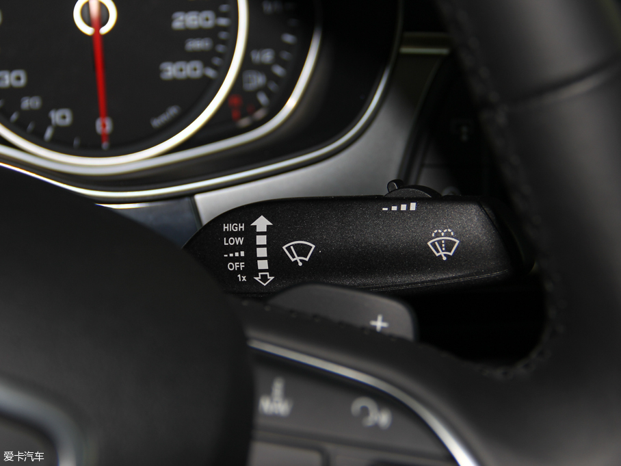 2016?yun)WA6L 30 FSI m