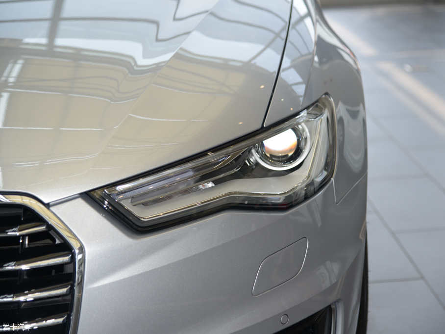 2016?yun)WA6L 30 FSI m