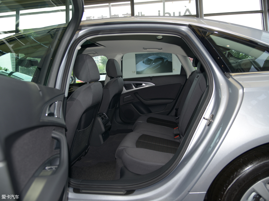 2016?yun)WA6L 30 FSI m